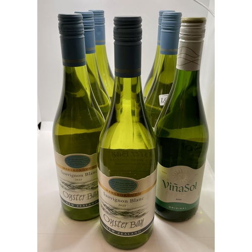 29 - 6 X BOTTLES OF OYSTER BAY 2023 SAUVIGNON BLANC AND A BOTTLE OF VINA SOL