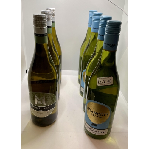 30 - 4 X BOTTLES OF BRANCOTT ESTATE SAUVIGNON BLANC TOGETHER WITH 3 X BOTTLES OF MUDHOUSE SAUVIGNON BLANC