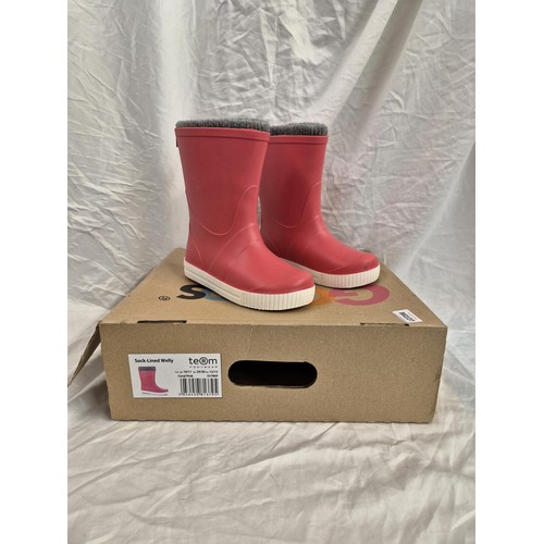 208 - BOXED PAIR OF TERM FOOTWEAR SOFT LINED WELLIES - UK10/11 - CORAL PINK