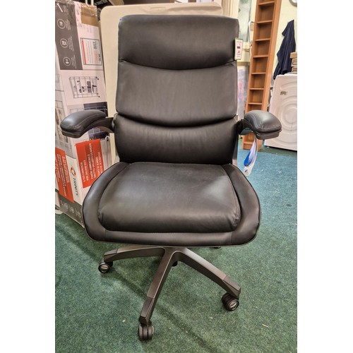 211 - LA-Z-Y BOY MANAGERS CHAIR - BLACK GAS STRUT FAULT