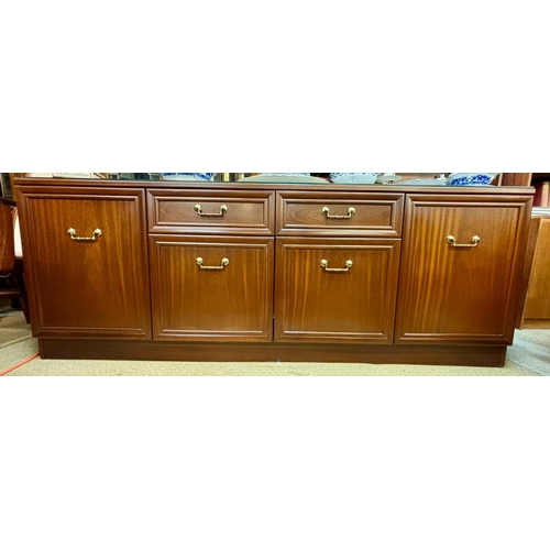 355 - G-PLAN COLONIAL ELM SIDEBOARD - 4 CUPBOARDS/2 DRAWERS WITH FITTED GLASS TOP - 200CM X 46CM X 75CM HI... 