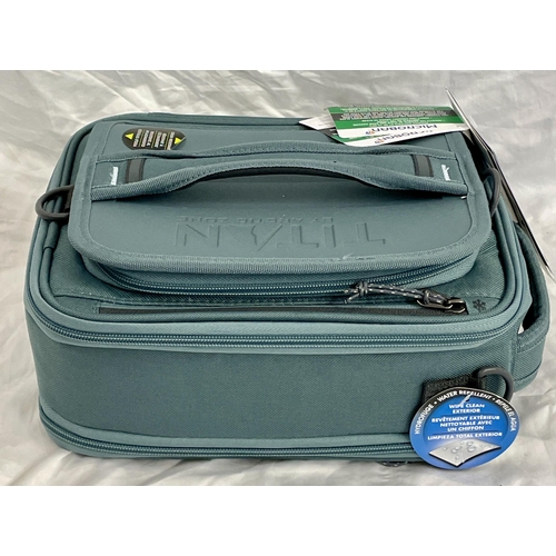 118 - TITAN ARTIC ZONE EXPANDABLE LUNCH BOX WITH FOOD STORAGE CONTAINERS AND ICE PACK