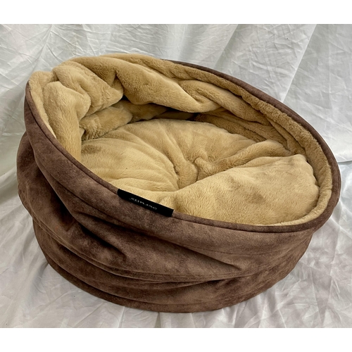 171 - SCRUFFS PLUSH CAT BED WITH ATTACHED TOY