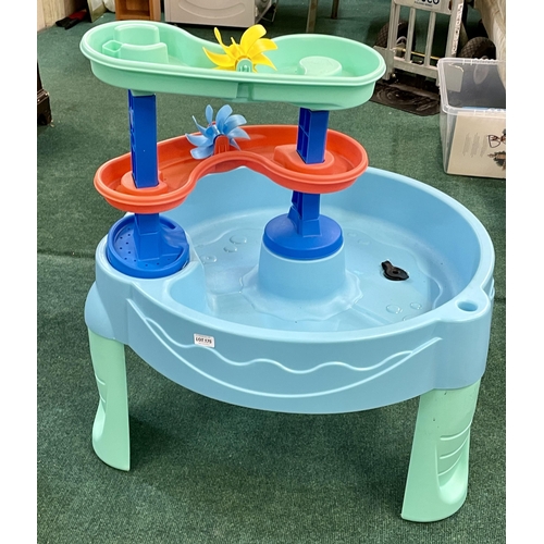 175 - STEP 2 SAND/WATER ACTIVITY PLAY TABLE