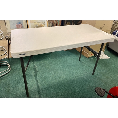 248 - LIFETIME FOLDING 4FT UTILITY TABLE - WHITE