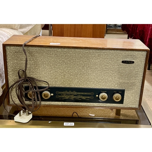 367 - BAIRD RADIO RECEIVER MODEL 242