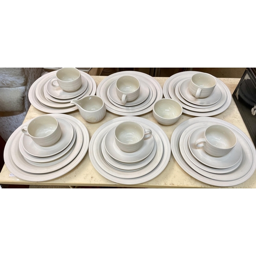 387 - X32 PIECE HORNSEA CONCEPT DINNER SERVICE IN WHITE INCL, PLATES, CUPS, SAUCERS, MILK, SUGAR ETC.....