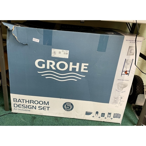 BOXED GROHE ALL INCLUSIVE BATHROOM DESIGN SET WALL MOUNTED CISTERN