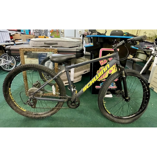 SCHWINN FLEET 27.5" MOUNTAIN BIKE FRONT SUSPENSION STUCK/FRONT FLAT TYRE