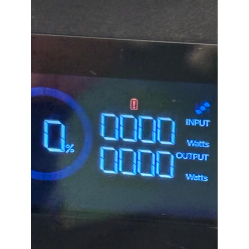 ECOFLOW DELTA POWER PACK 1260WH Portable Power Station POWERS UP BUT