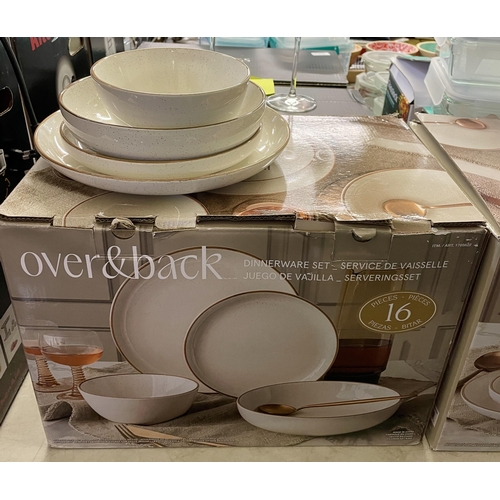 90 - BOXED 15 PIECE OVER AND BACK STONEWARE DINNERWARE SET - OATMEAL (MISSING ONE SIDE PLATE)