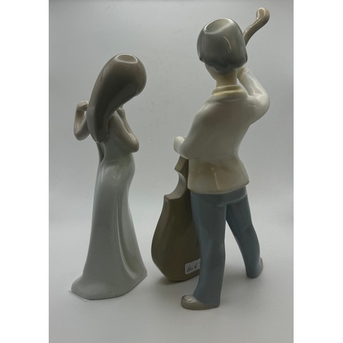 284 - BOY WITH DOUBLE BASS 4615 LLADRO,
GIRL SINGER 4612 LLADRO