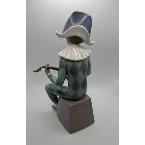 304 - HARLEQUIN A 5075 LLADRO