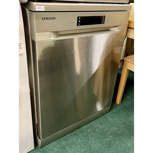 197 - SAMSUNG Series 6 DW60M6050FS/EU Freestanding 60cm Dishwasher, 14 Place Setting POWERS UP BUT UNABLE ... 