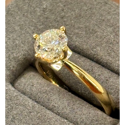 262 - A DIAMOND SOLITAIRE RING - A 9CT YELLOW GOLD DIAMOND SOLITAIRE RING - WITH GIA CERTIFICATE- A 1.00CT... 