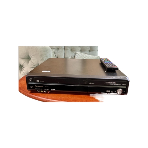 453 - PANASONIC EZ 48D VHS/DVD PLAYER RECORDER WITH R/C