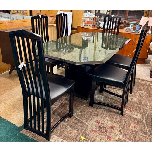 296 - A CAMEL ITALIAN DESIGNER EXTENDING DINING SUITE IN BLACK GLOSS WITH GREEN LIMED OAK FINISH - OCTAGON... 