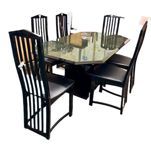 296 - A CAMEL ITALIAN DESIGNER EXTENDING DINING SUITE IN BLACK GLOSS WITH GREEN LIMED OAK FINISH - OCTAGON... 