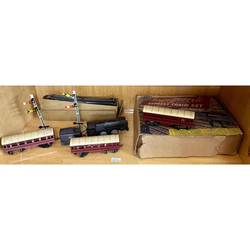 263 - A METTOY RAILWAYS SAFETYELECTRIC EXPRESS TRAIN SET BOX, TRACK,SIGNALS LOCOMOTIVE TENDER AND THREE CA... 