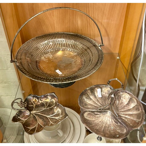 459 - X2 SHELVES OF VINTAGE PLATED WARE INCL, HANDLED FRUIT BASKET, A LEAF TRAY, A JAMES WALKER SERVING DI... 