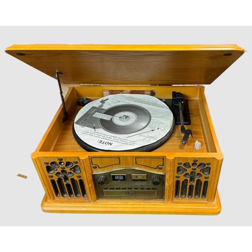 425 - VINTAGE STYLE RECORD AND CD PLAYER WITH RADIO