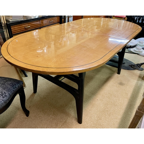 406 - ART DECO STYLE DUTCH OVAL EXTENDING DINING TABLE - MAPLE VENEERED TOP WITH EBONISED BLACK INLAY UPON... 