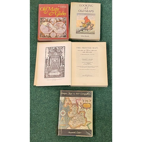 413 - X4 VARIOUS VINTAGE MAP REFERENCE BOOKS, 'OLD MAPS AND GLOBES' RAYMOND LISTER, 'LOOKING AT MAPS' JOHN... 