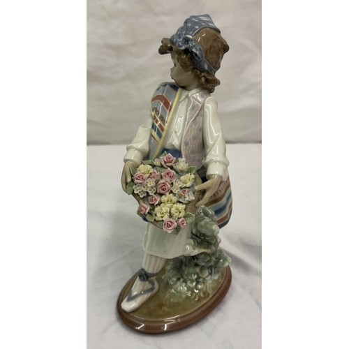 485 - SIGNED LLADRO 1526 VALENCIAN FLOWERS -BOY CARRYING FLOWERS Sculptor: Antonio Ramos Issued in 1987 an... 