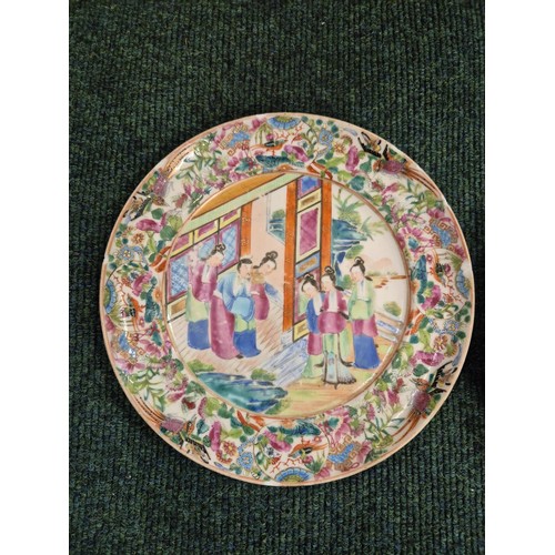 441 - 2 X 19TH C. CHINESE CANTON PLATES, THE LARGEST 20.3CM DIAMETER