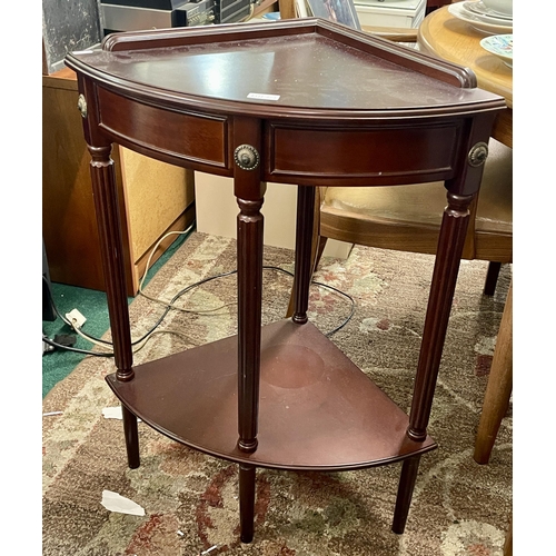 213 - A MAHOGANY VENEERED CORNER TABLE -GALLERIED TOP AND UNDERSHELF ON FOUR LEGS -