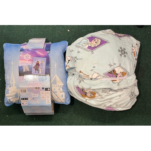 63 - A FROZEN PILLOW AND OVERSIZE THROW SET - LOOSE PACK