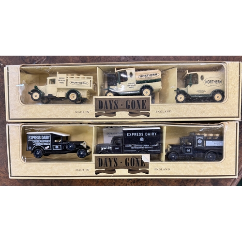 302 - LLEDO MODEL CARS: Lledo DAYS GONE MADE IN ENGLAND: 3 MODEL SET NORTHERN DAIRIES. MODEL T FORD / TANK... 