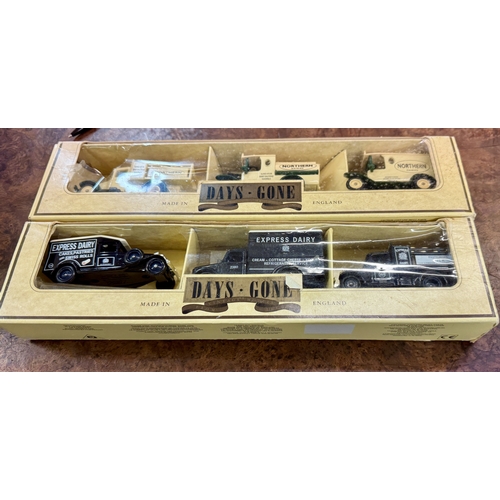 302 - LLEDO MODEL CARS: Lledo DAYS GONE MADE IN ENGLAND: 3 MODEL SET NORTHERN DAIRIES. MODEL T FORD / TANK... 