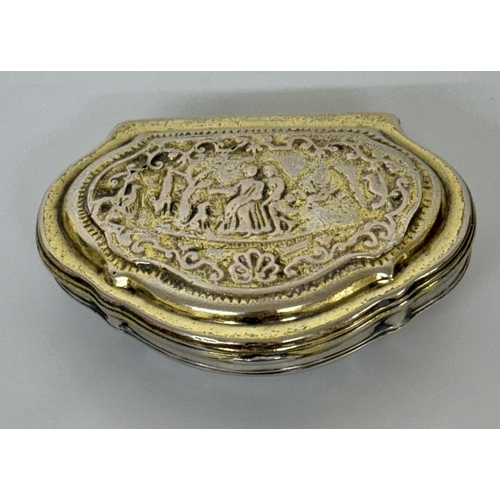 409 - A CONTINENTAL SILVER SNUFF BOX WITH GILT INTERIOR AND REPOUSSE SCENE TO LID, MARKED '12' TO RIM - Di... 