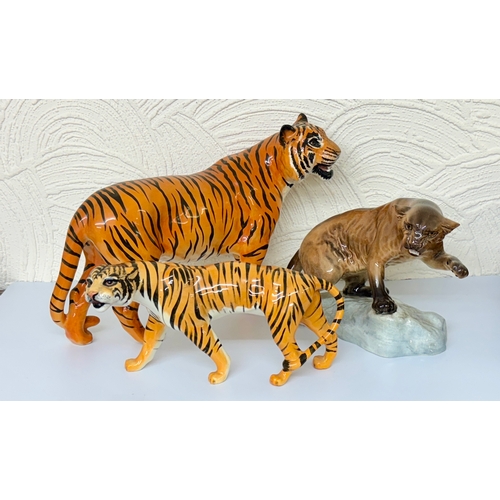 421 - 2 X LARGE BESWICK TIGER FIGURINES - TIGER AND TIGRESS AND BESWICK MOUNTAIN LION/PUMA - MARKED TO BAS... 