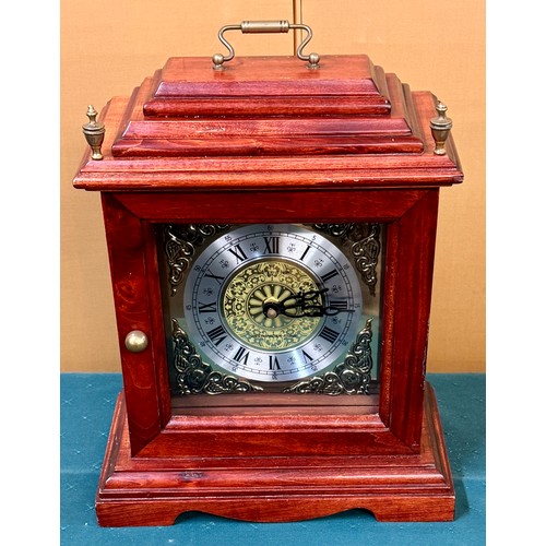 330 - A WOOD & SONS WESTMINSTER CHIME MANTEL CLOCK