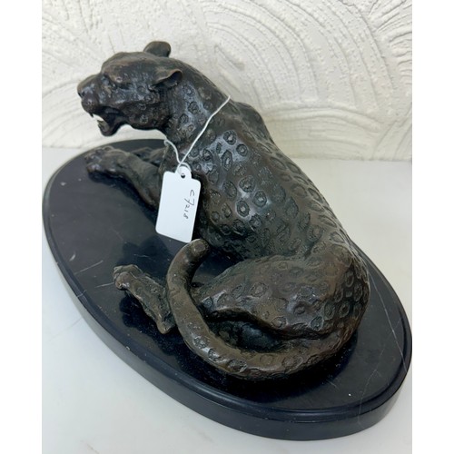 356 - BRONZE LEOPARD LYING DOWN ON BASE, APPROX 12