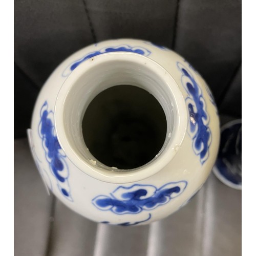 423 - TWO 19TH CENTURY CHINESE BLUE & WHITE VASES - H:22CMS & 19.5CMS ONE WITH DRAGON DESIGN AND THE OTHER... 