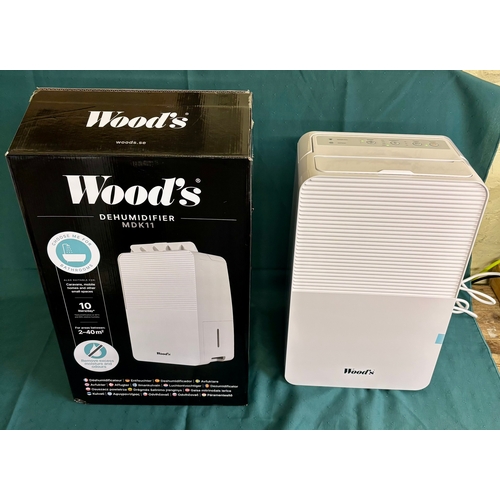 64 - BOXED WOODS COMPACT 10L DEHUMIDIFIER MDK11 - UPDATED VERSION!
