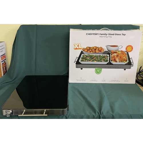 98 - BOXED CHEFMAN FAMILY SIZED GLASS-TOP XL WARMING TRAY