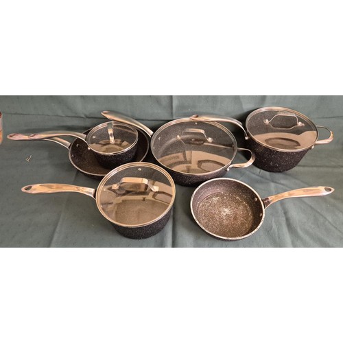 113 - 10 PIECE STARFRIT THE ROCK PAN SET - 6 PANS 4 LIDS