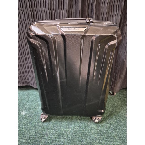 205 - SAMSONITE ENDURE HARDSIDE SPINNER SUITCASE - CABIN - IN BLACK