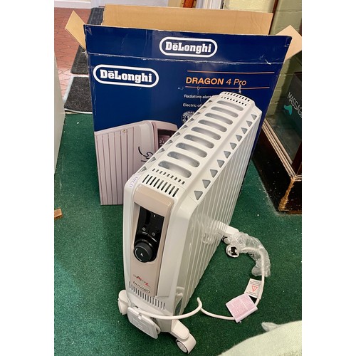 71 - BOXED DELONGHI DRAGON FOUR PRO ELECTRIC OIL FILLED RADIATOR - WHITE