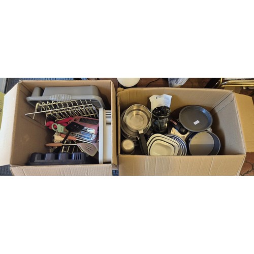 377 - 2 X BOXES OF KITCHENALIA INC. PANS, PRESSURE COOKER, ENAMELLED DISHES, CAKE TIN, DISH DRAINING RACK,... 