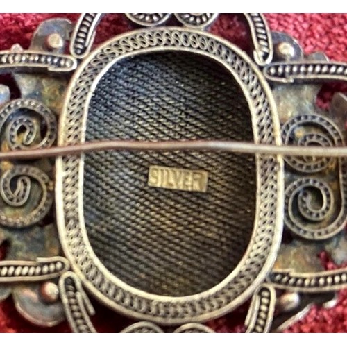 271 - CHINESE ENAMELLED SILVER-GILT BROOCH -EARLY 20TH C. W:5CMS