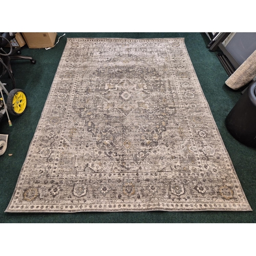 46 - GERTMENIAN HAMPTON MEDALLION PLUSH STEP AREA RUG 200CM X 274CM