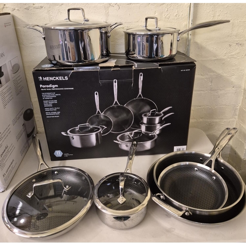 69 - BOXED HENCKELS 11 PIECE PARADIGM STAINLESS STEEL COOKWARE SET 7 PANS 4 LIDS