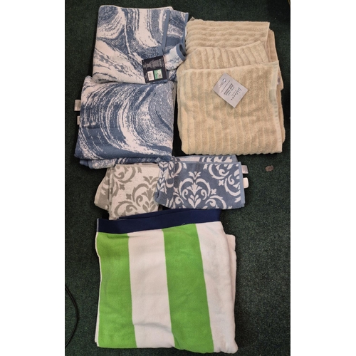 90 - 8 VARIOUS TOWLES INCL 2X WEL HOME BATH TOWELS, 2X LOFT SPA TOWELS, 3 X HAND TOWELS AND A BEACH TOWEL