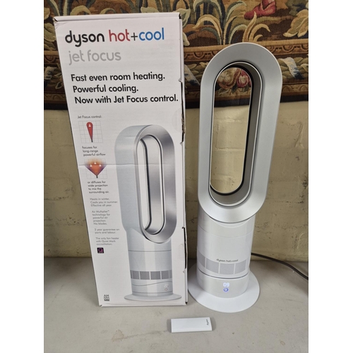 115 - BOXED DYSON HOT AND COOL JET FOCUS BLADELESS FAN/HEATER AM09 WITH R/C