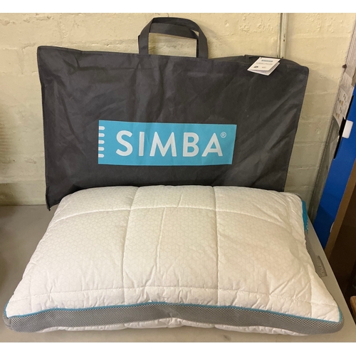 72 - SIMBA HYBRID PILLOW IN CARRY BAG